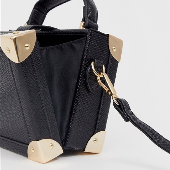 ASOS Boxy Cross Body Bag - Picture 3 of 3